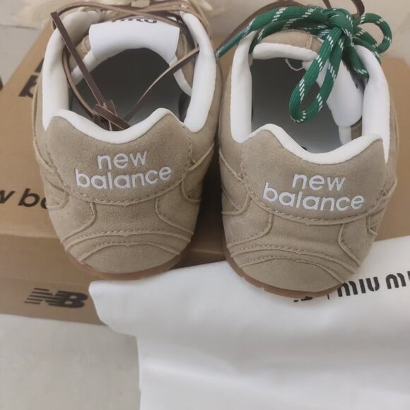 MIUMIU Fashion Women's Casual Shoes - Picture 6 of 7